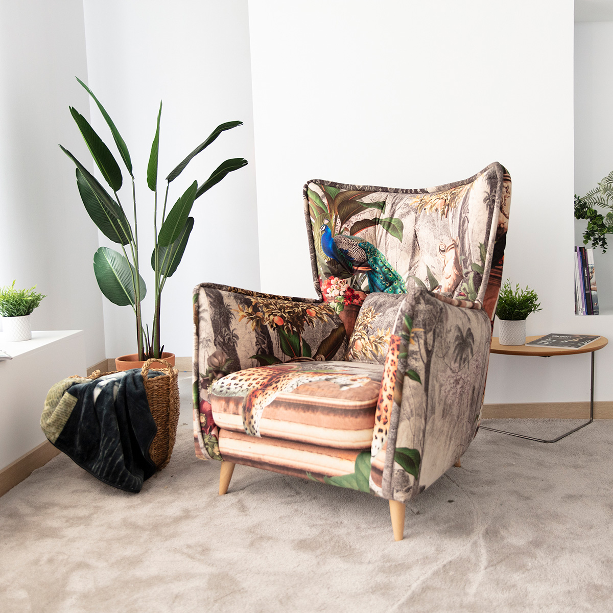 Εντυπωσιακή μοντέρνα πολυθρόνα SIMONE spectacular armchair