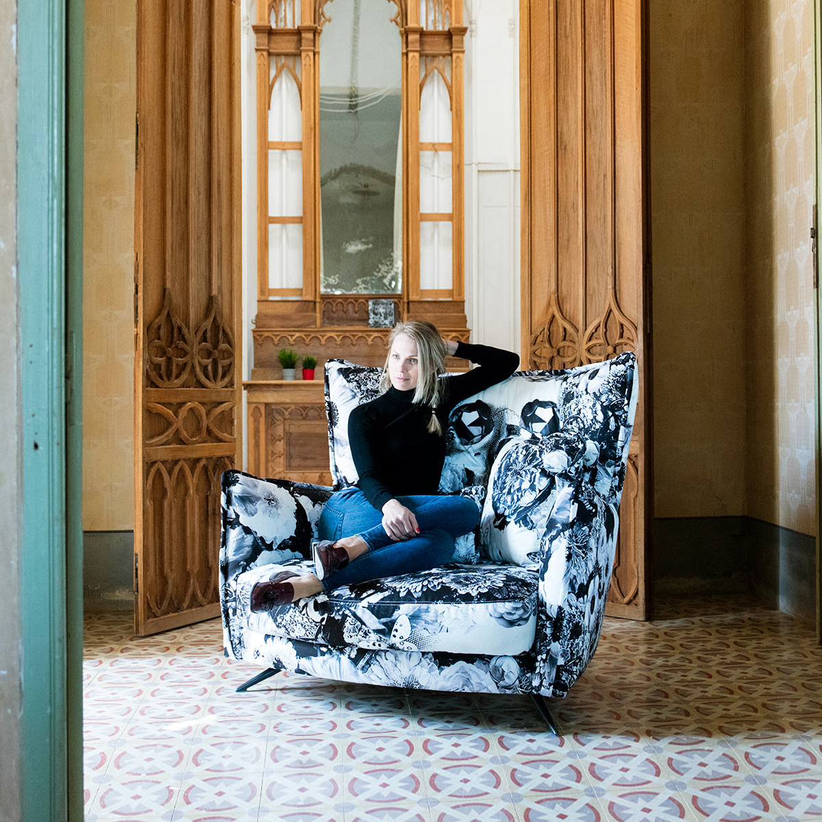 Μεγάλη πολυθρόνα SIMONE XL large armchair